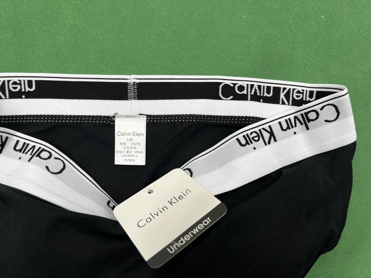 Calvin Klein  underwear   -4