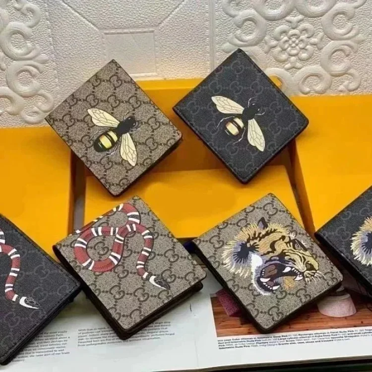 Gucci wallet(33CP)