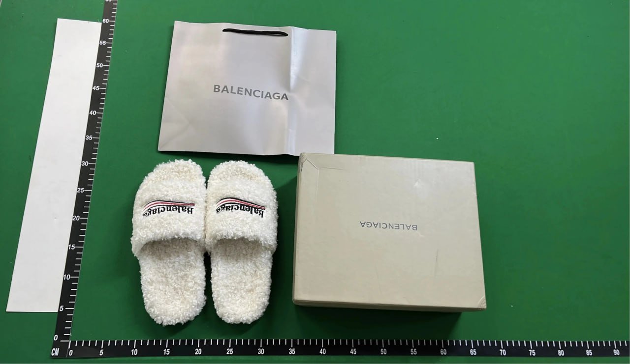 Balenciaga slippers  -2