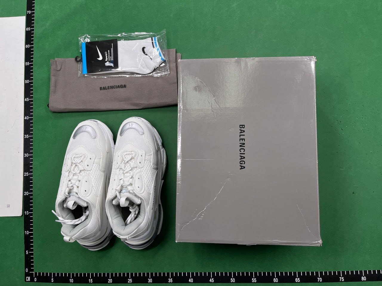  Balenciaga Track     -2