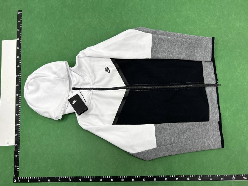 Nike suit -2