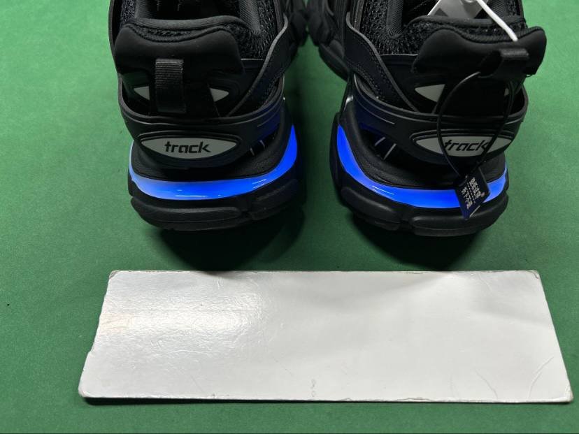 Balenciaga Track Runner LED -4