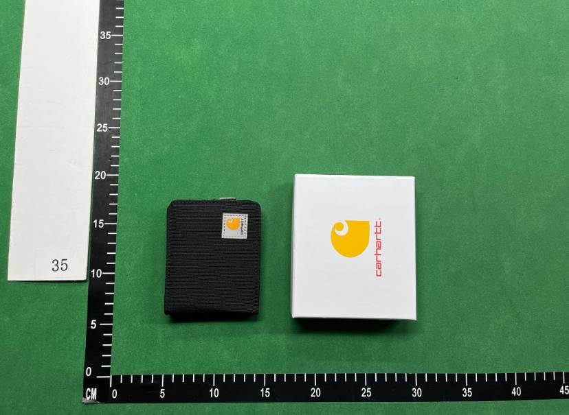 Supreme wallet -4