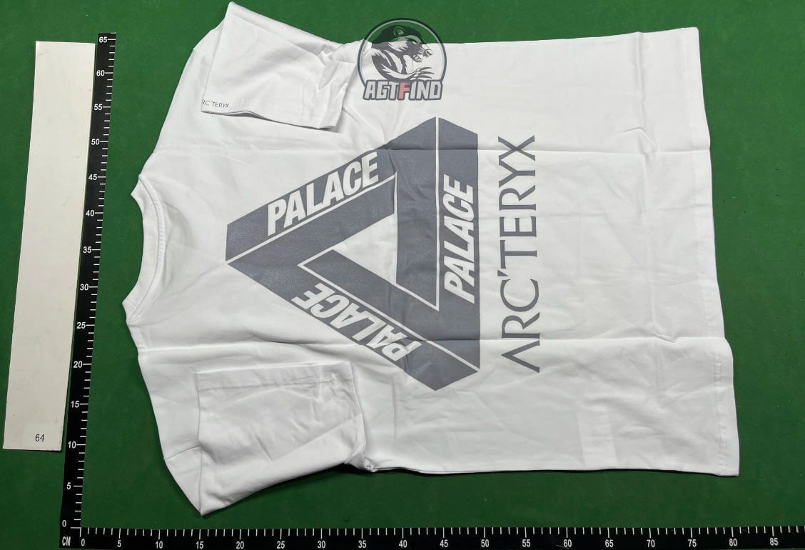 Palace t-shirt -4