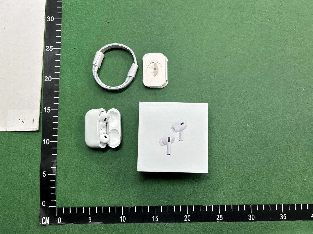 Apple AirPods Pro 2 Wireless Earbuds -3