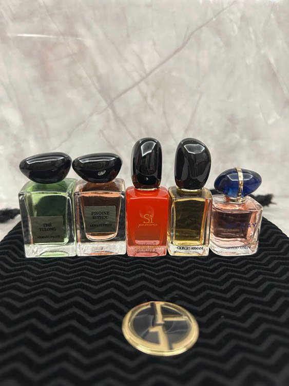 Armani perfume sample set of 5 with drawstring bag-3268                   -4