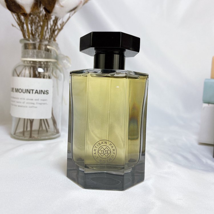 Artisan Absinthe Love Perfume-3078                   -2